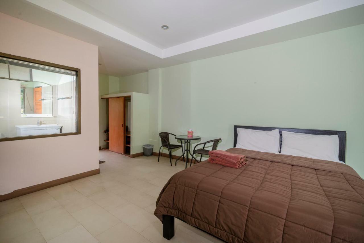 Banlanna Hotel Lampang Luaran gambar